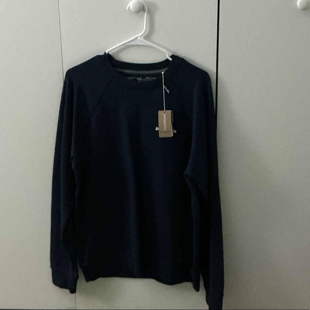 Patagonia Men's Dark Blue Crewneck Sweater